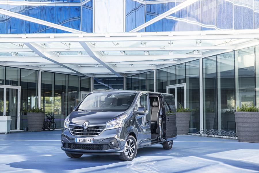  Renault Trafic SpaceClass LWB (X82) 2019 года  (фото 16 из 16)